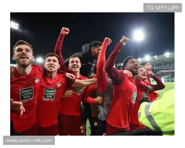 凯泽赛季预测引发热议，专家分析球队潜力与挑战