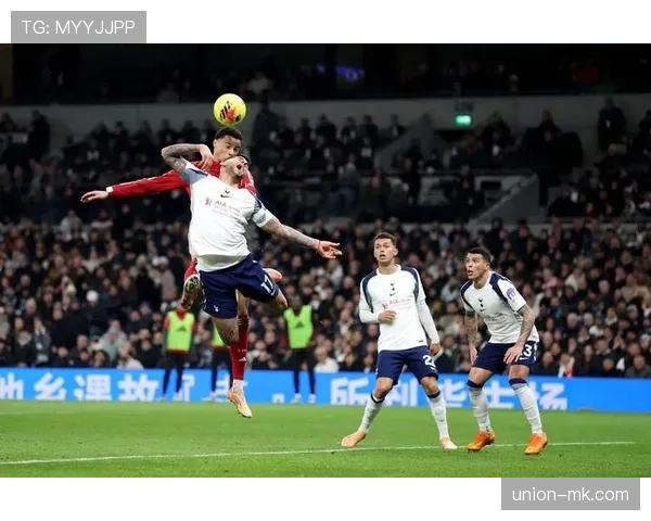 恰尔汗奥卢状态回暖，中场统治力助球队稳步迈向胜利