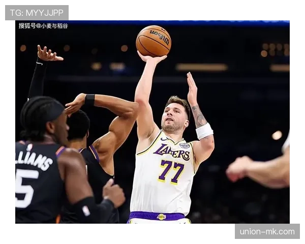 狼队关键球员近期表现稳健，攻防两端持续提升