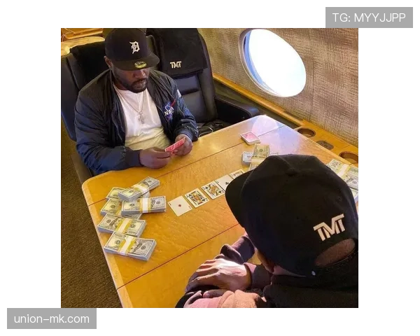 梅威瑟昨晚又买了辆天价豪车，朋友圈差点炸了啊！