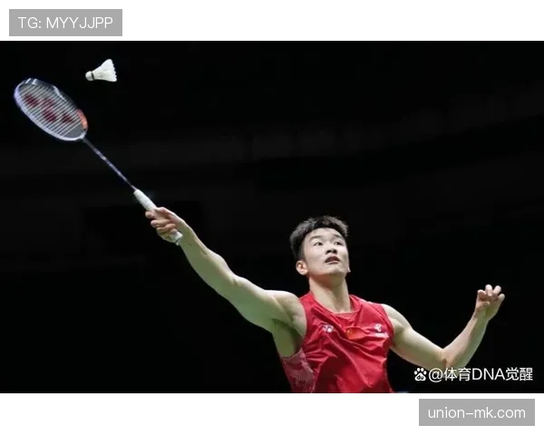 李诗沣训练完直接去奢侈品店刷卡，这自律和消费反差谁懂